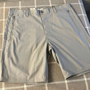Levi’s shorts size 38